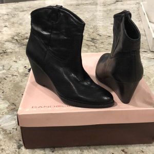 Bandolino Black Leather Boots New